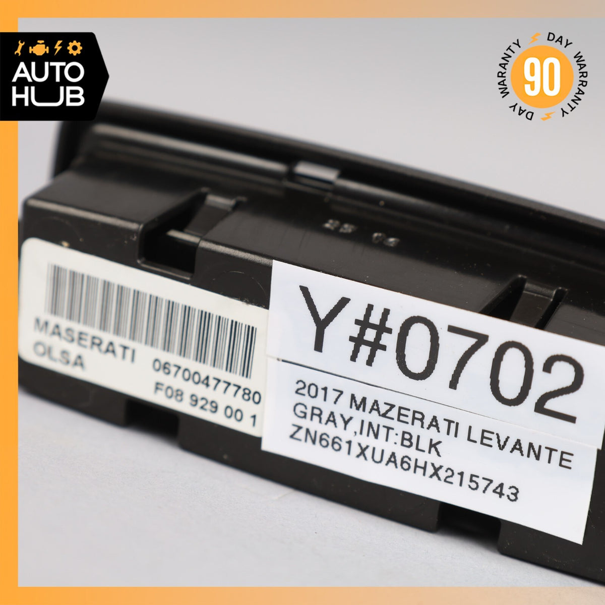 17-20 Maserati Levante M161 Rear Trunk Lid Interior Led Light Lamp OEM 44k - photo 8