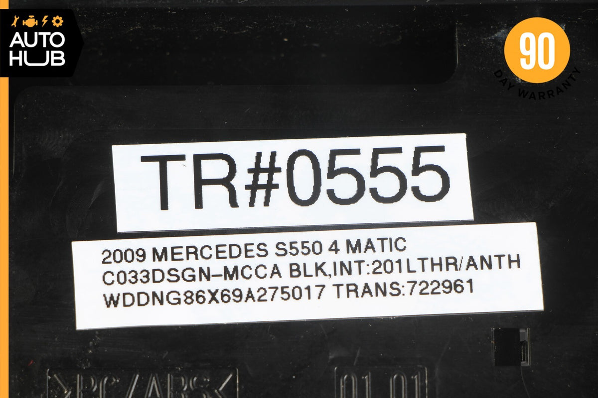 07-13 Mercedes W221 S550 S350 Dashboard Center Console CD Player Panel OEM - photo 10