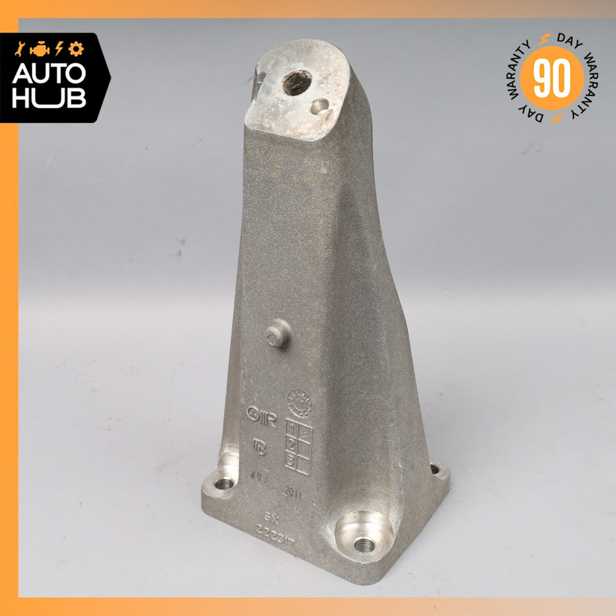 04-19 Maserati GranTurismo S Engine Motor Bracket Mount Left Driver Side OEM - photo 1