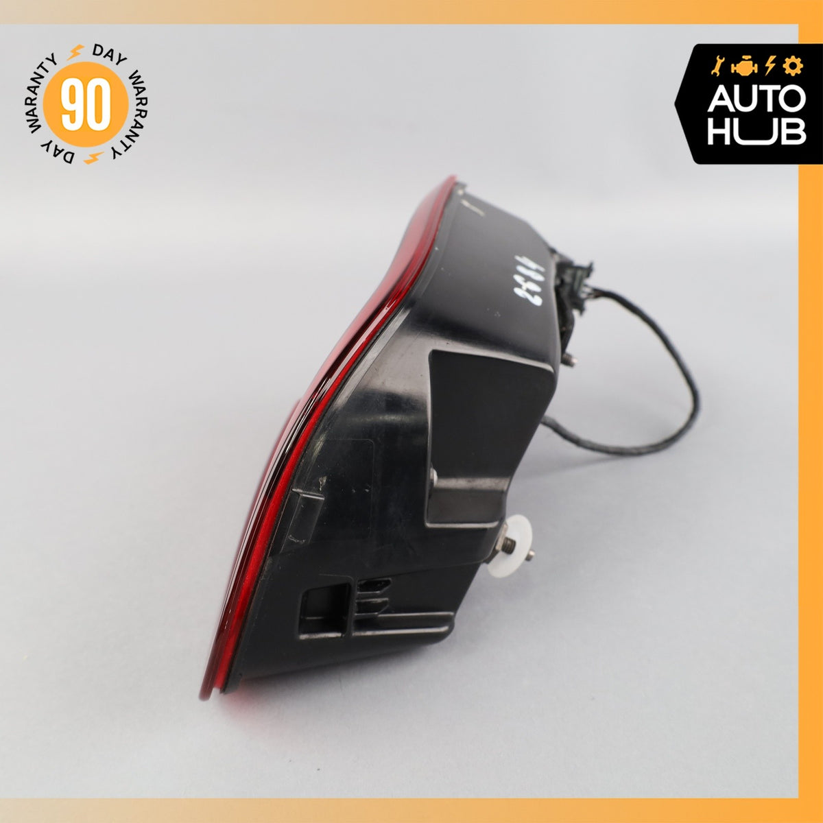 15-18 Porsche Macan 95B GTS Rear Left Side Inner Tail Light Lamp 95B945093C OEM - photo 13