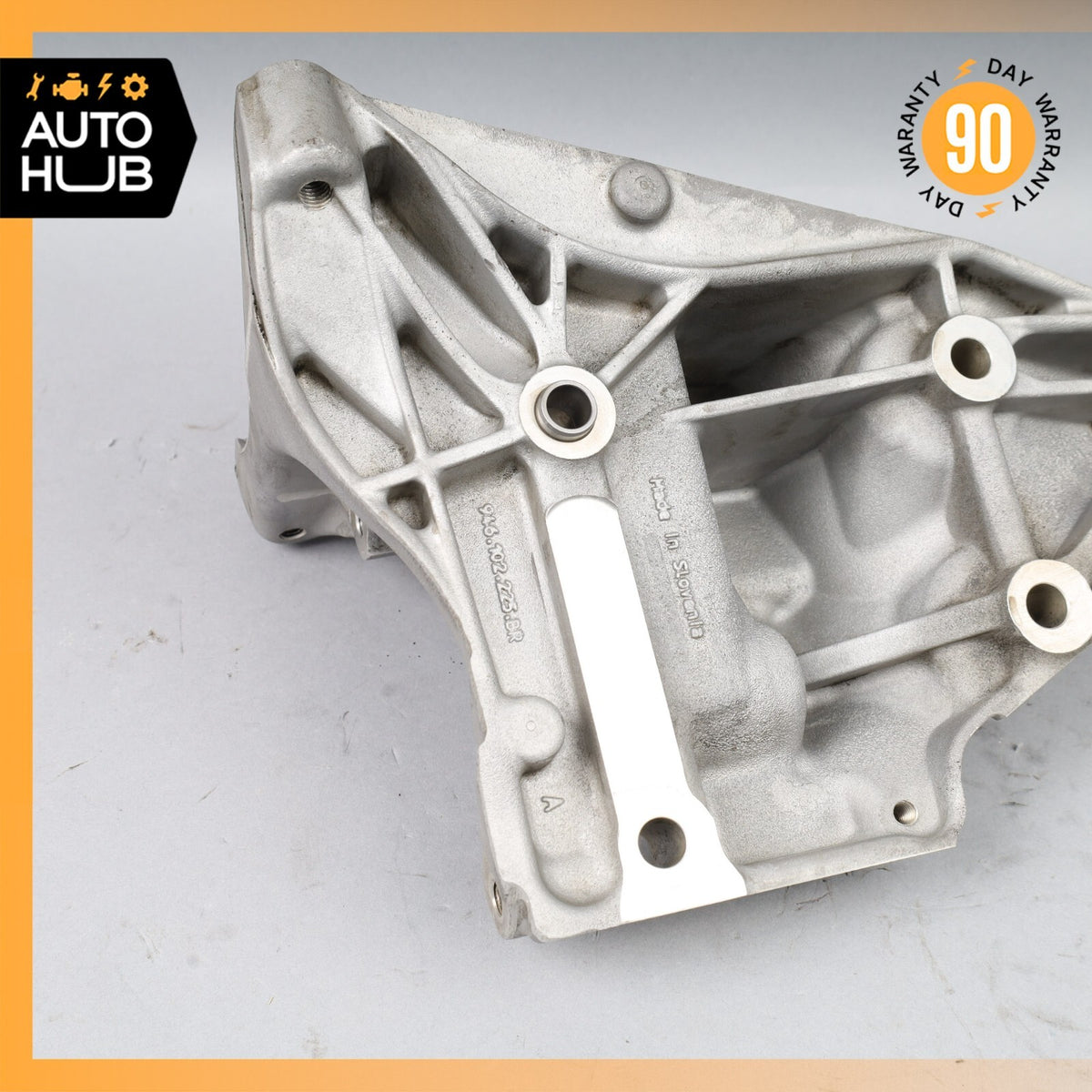 11-18 Porsche Cayenne 958 Turbo Engine Mounting Bracket OEM - photo 11