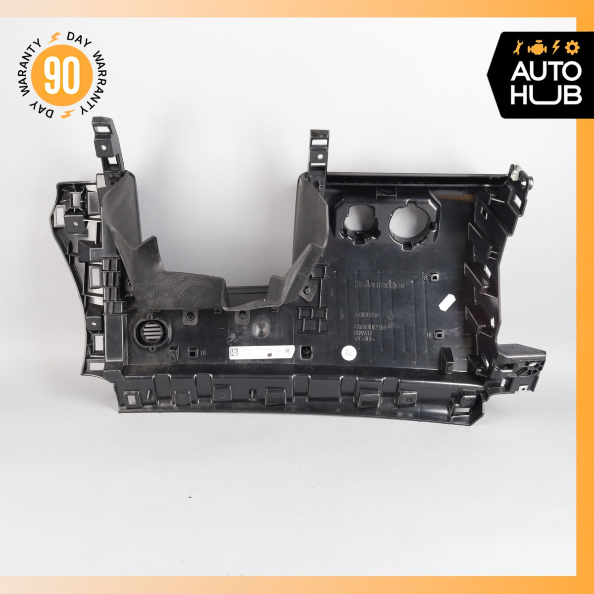 17-20 Maserati Levante M161 Dashboard Dash Left Under Seat Knee Panel OEM 73k - photo 9