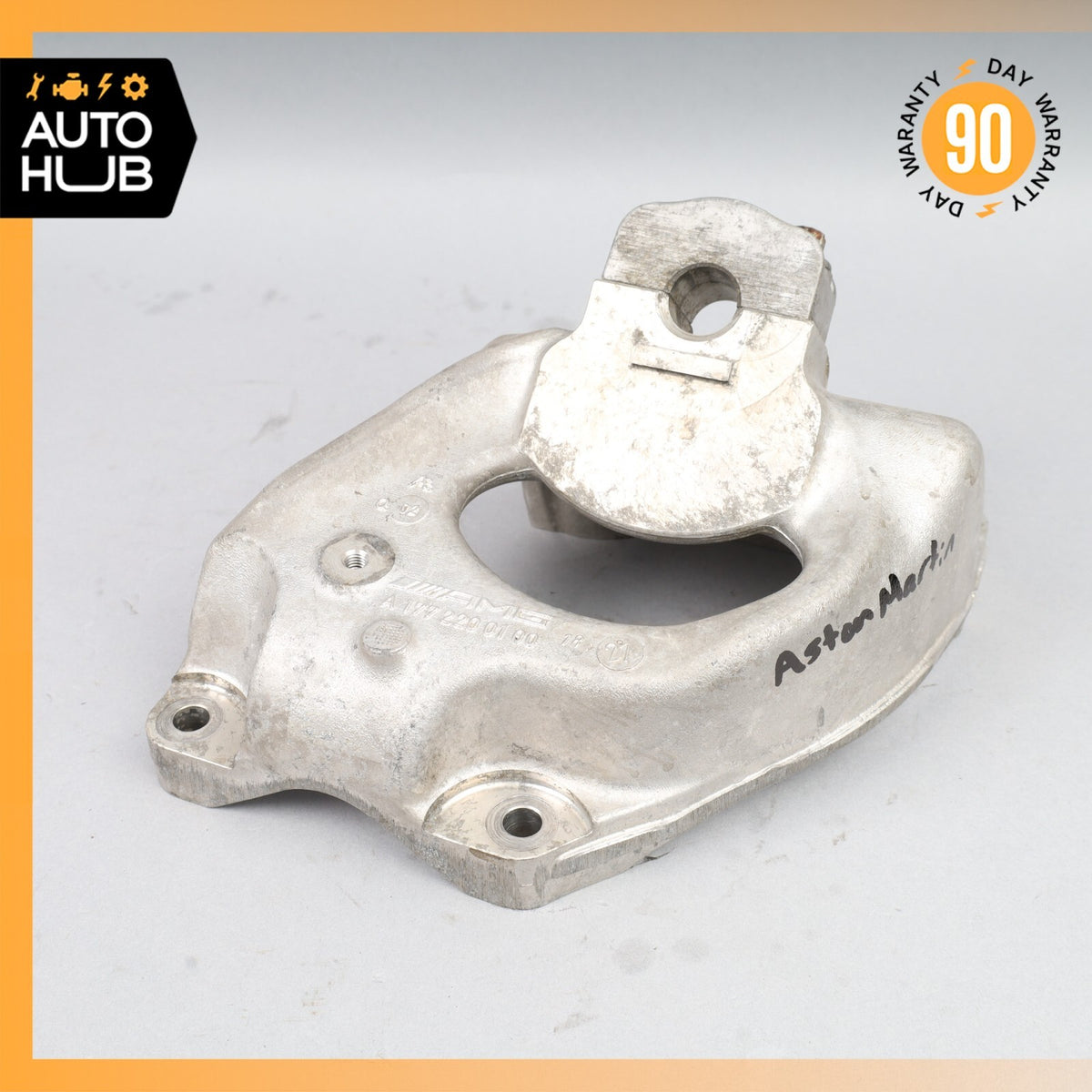 Aston Martin DB11 / Vantage Front Left Side Engine Mount Bracket OEM 7k - photo 1