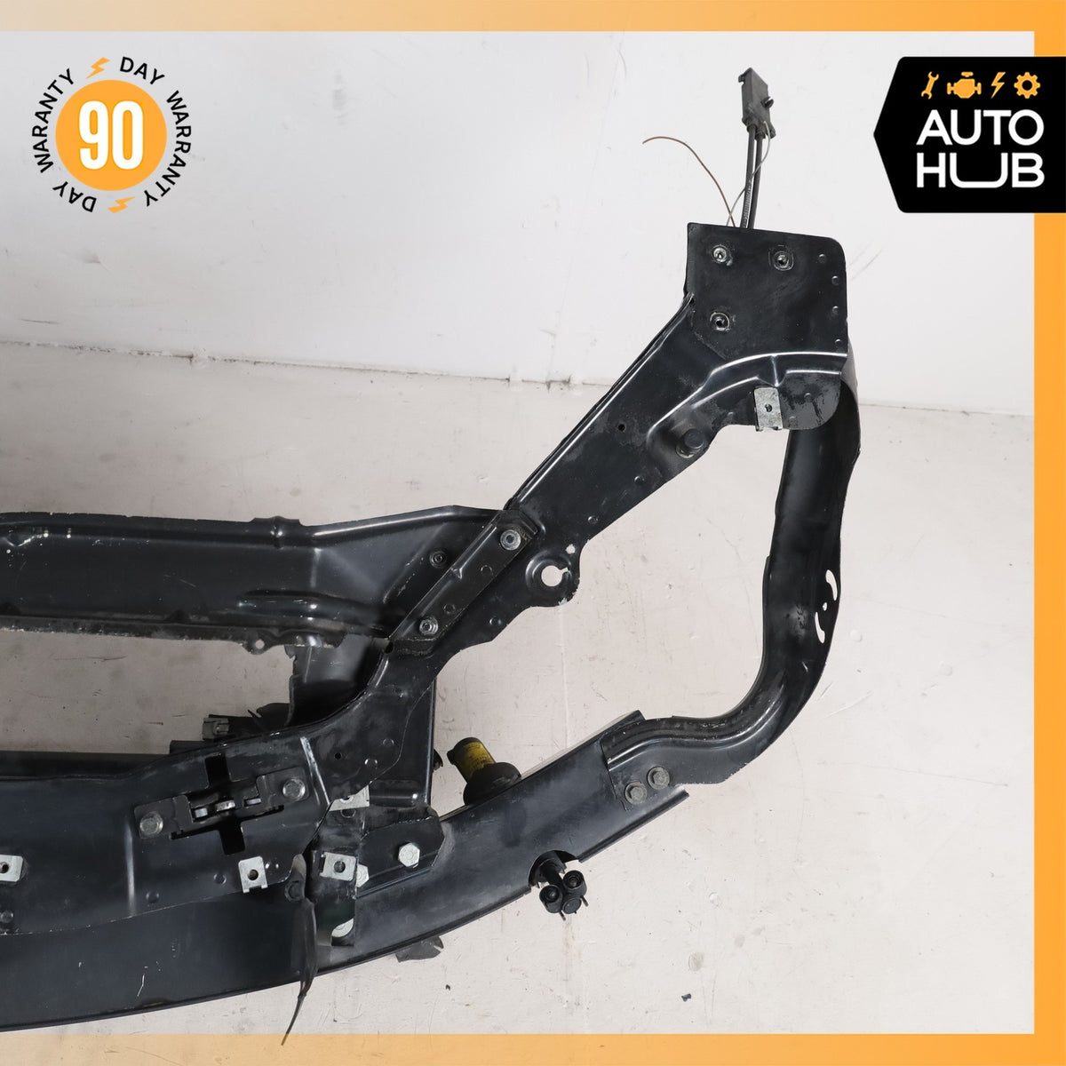 Mercedes R230 SL500 SL550 Front Reinforcement Bar Upper Radiator Support Clip - photo 7