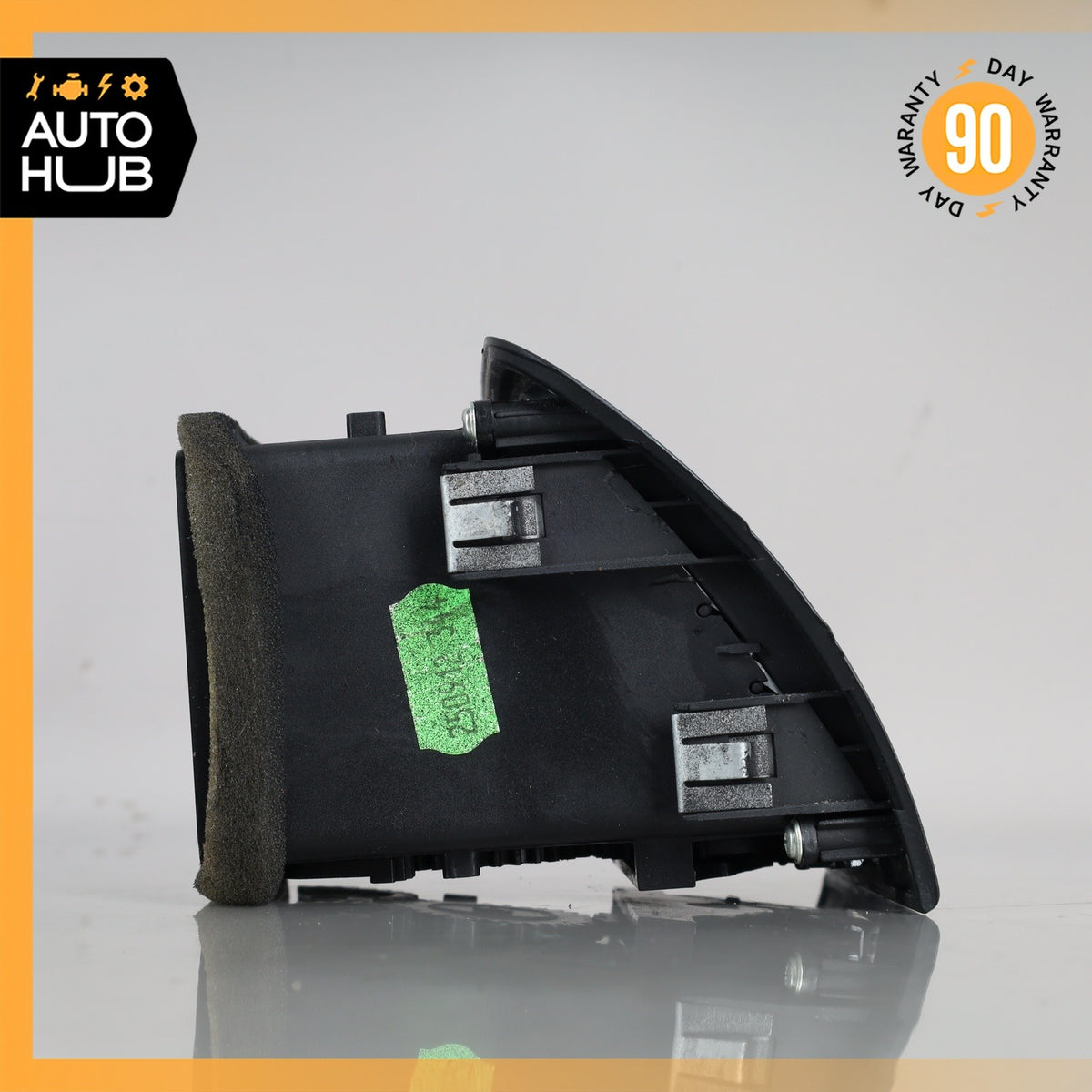 08-19 Maserati GranTurismo M145 Front Right or Left Console AC A/C Air Vent OEM - photo 4