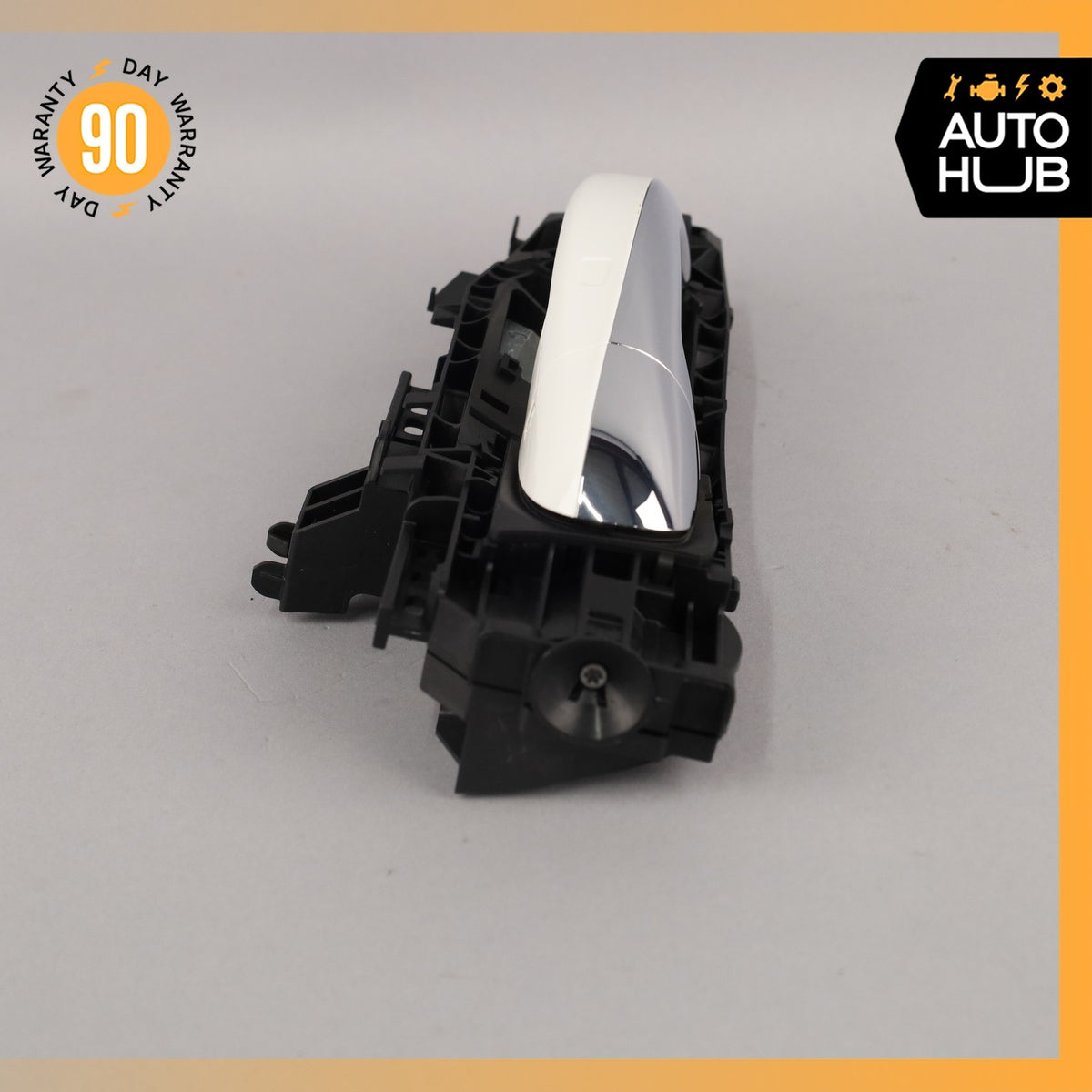 Mercedes W213 E300 Front Left Side Exterior Door Handle Keyless Go White OEM - photo 7