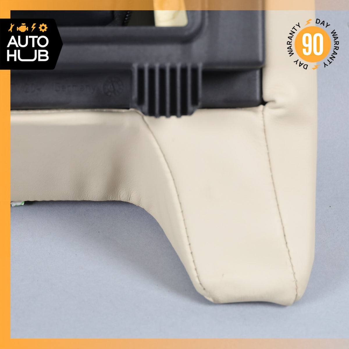 04-10 BMW E64 650i Rear Center Console Seat Armrest Beige OEM - photo 22