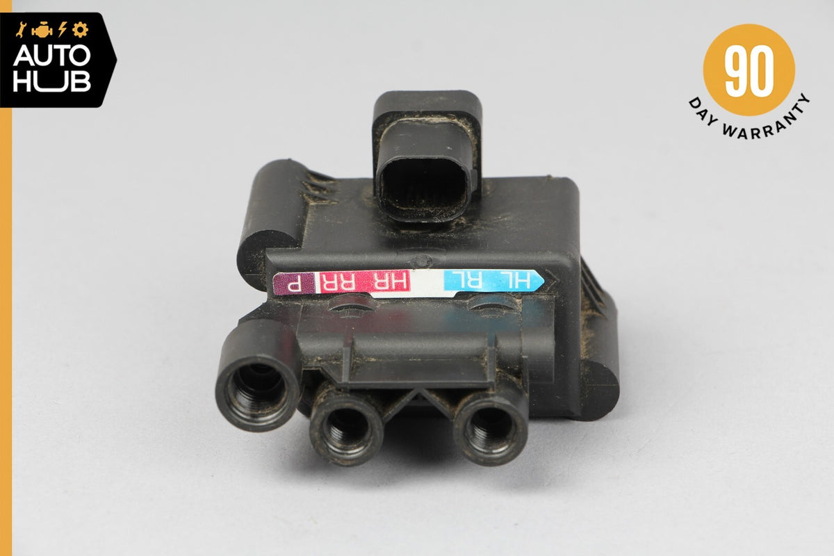 06-13 Mercedes W251 R350 R500 Air Pneumatic Suspension Valve Block Airmatic OEM - photo 2