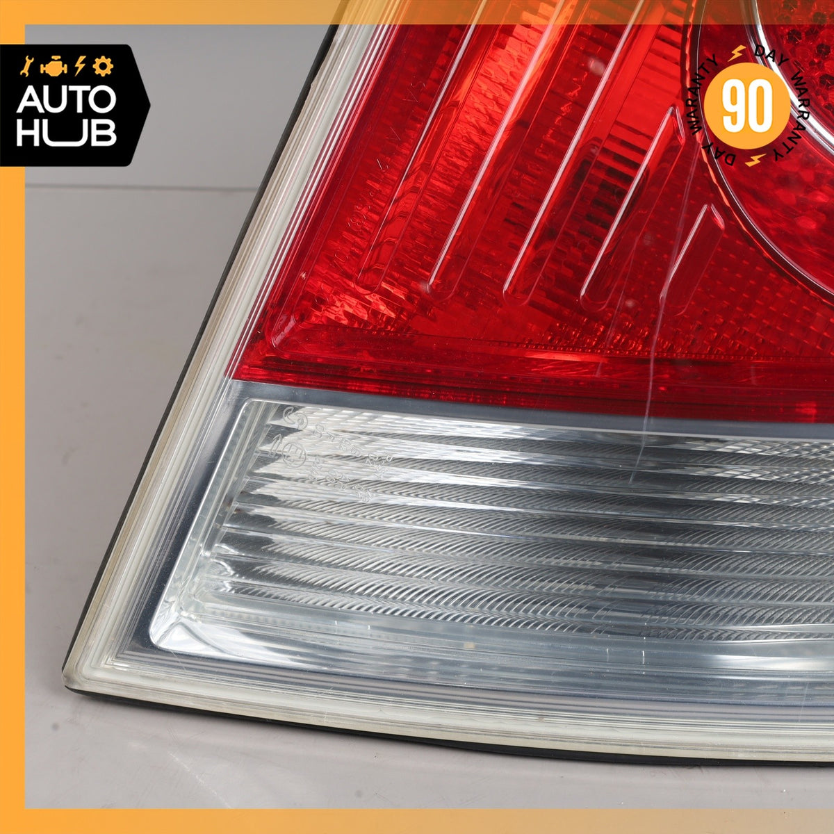 03-08 Maserati Quattroporte M139 Left Side Tail Light Lamp 191103 OEM 84k - photo 3