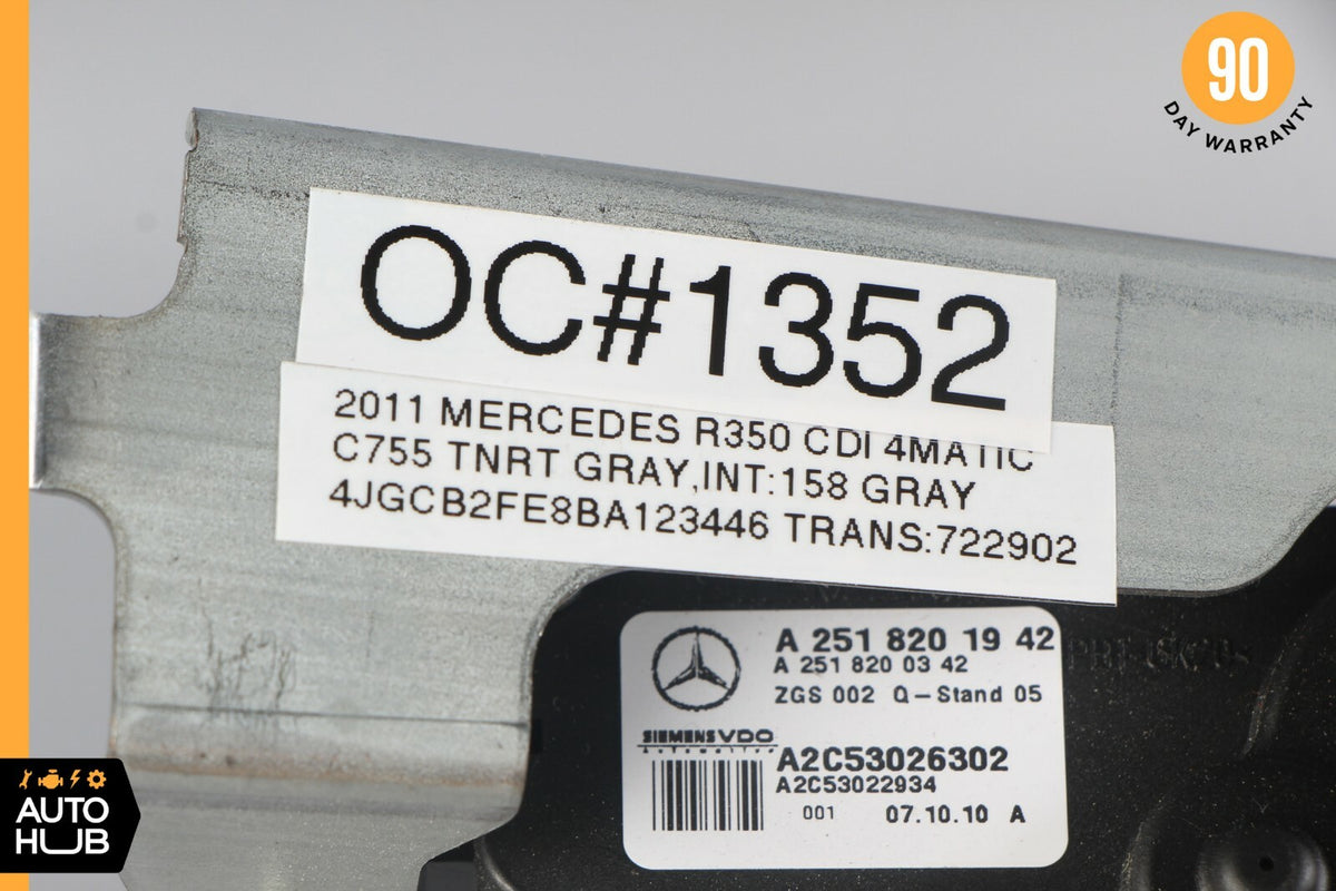 06-13 Mercedes W251 R350 R320 Rear Left Side Quarter Window Motor 2518201942 OEM - photo 12