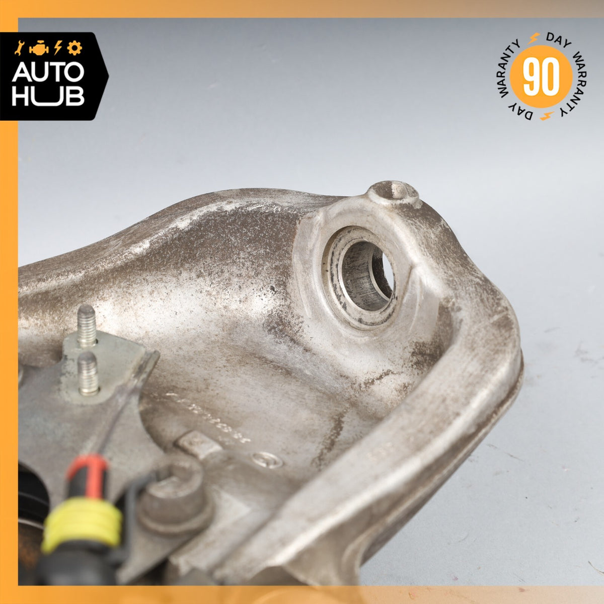 03-10 Maserati Quattroporte M139 Front Left Side Spindle Knuckle Hub OEM - photo 17