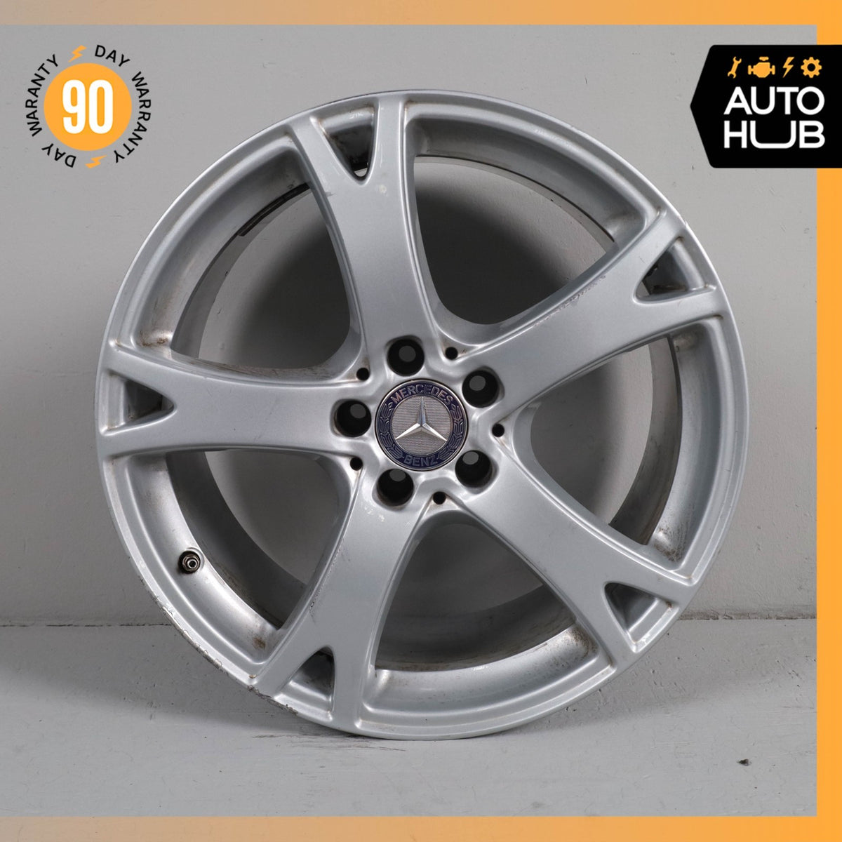 Mercedes W221 S550 CL550 S400 9.5 x 19 19" Rear Wheel Rim Silver 2214015902 OEM - photo 1