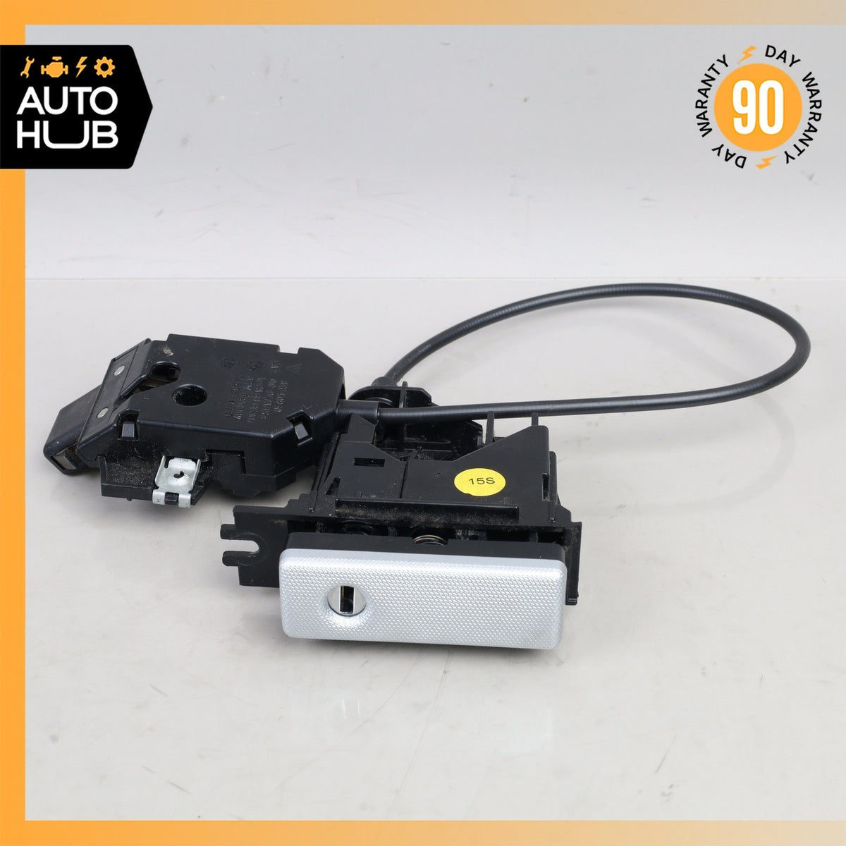 Porsche Cayenne 955 Dashboard Glove Box Compartment Actuator w/ Lock OEM - photo 1