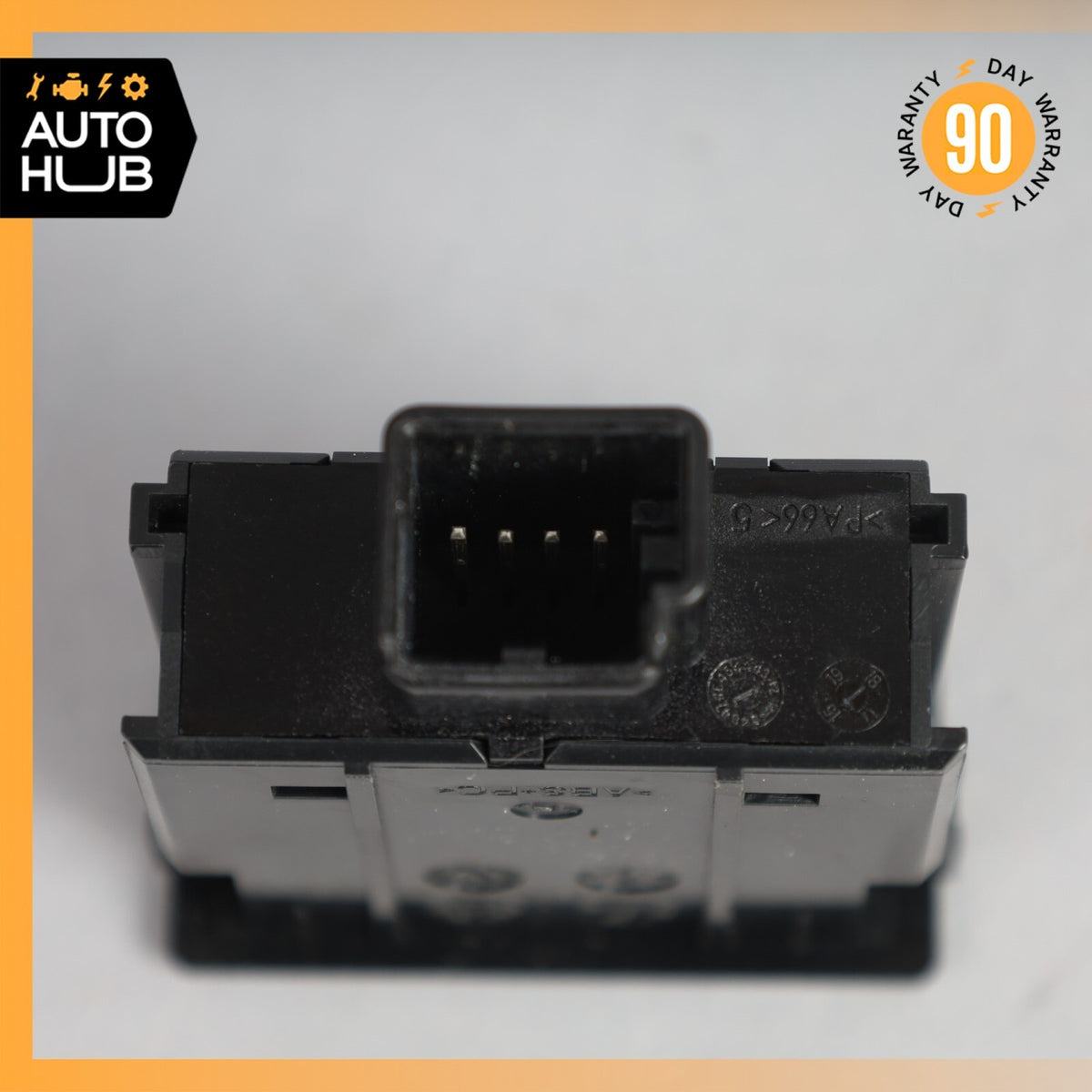 17-20 Maserati Levante S M161 Center Console Charge Ports 670037782 OEM 26k - photo 6