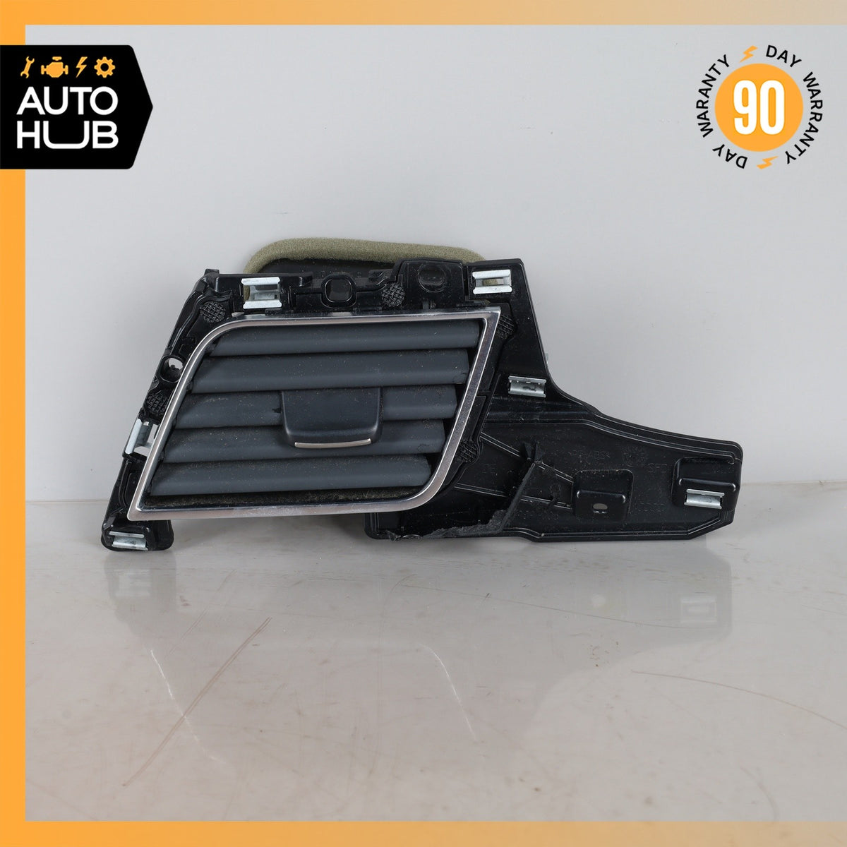 11-18 Audi D4 A8L Dashboard AC A/C Air Vent Left Side OEM - photo 1