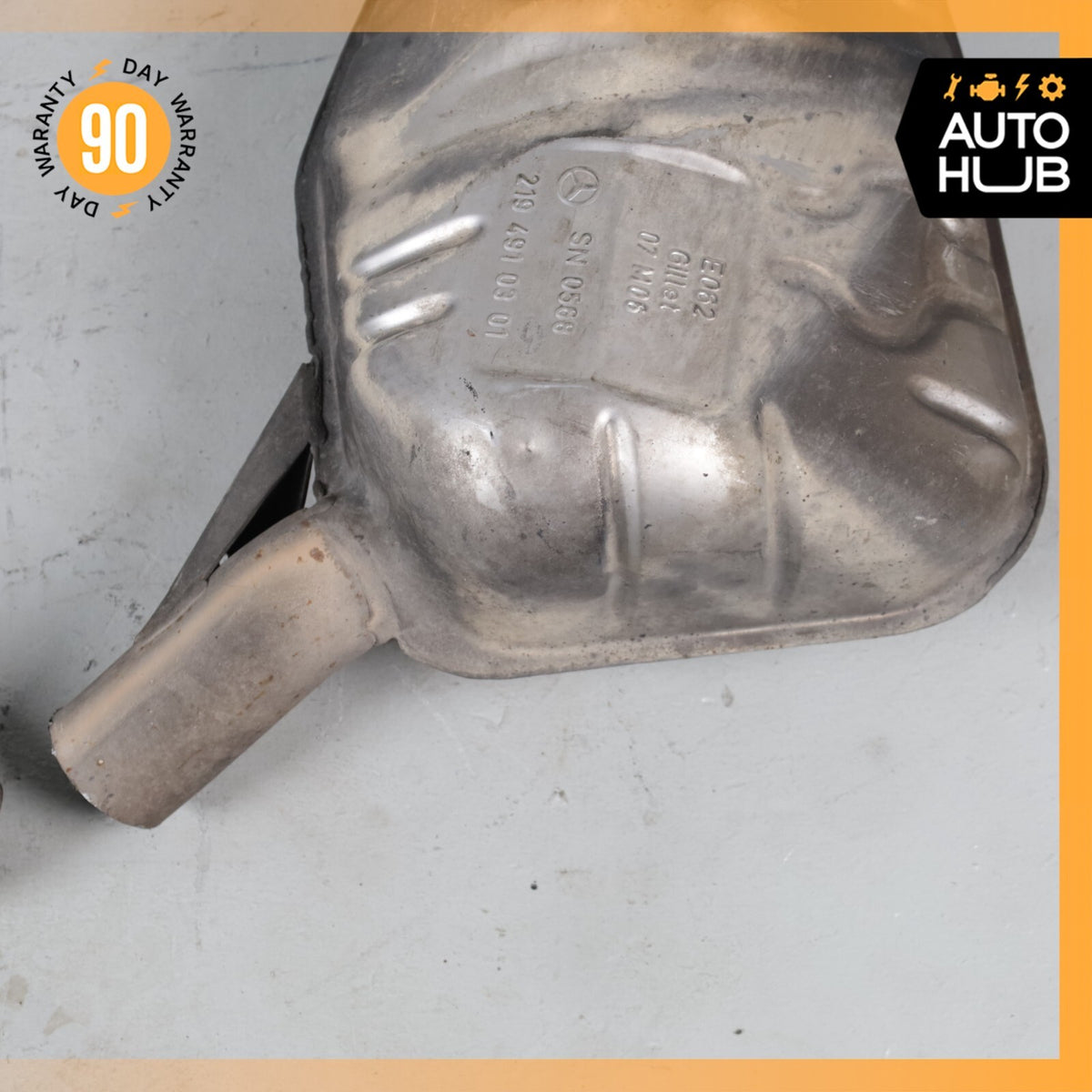 06-08 Mercedes W219 CLS550 CLS500 Exhaust Muffler Mufflers Right And Left OEM - photo 16