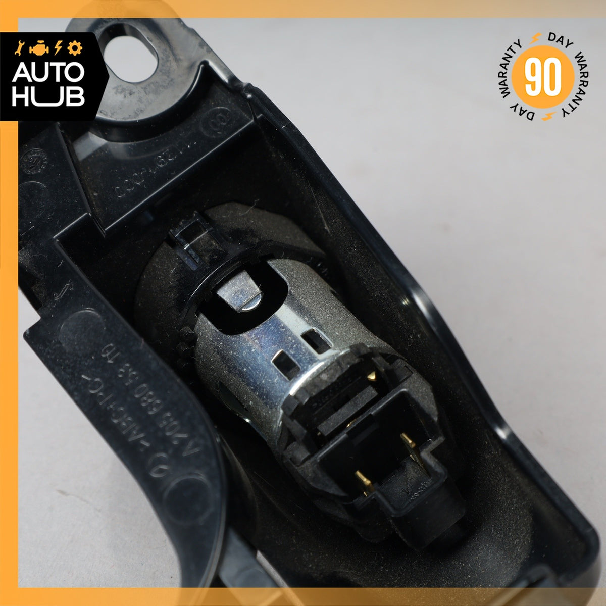 19-23 Mercedes W205 C300 C43 AMG Center Console Power Socket Outlet OEM 67k - photo 6