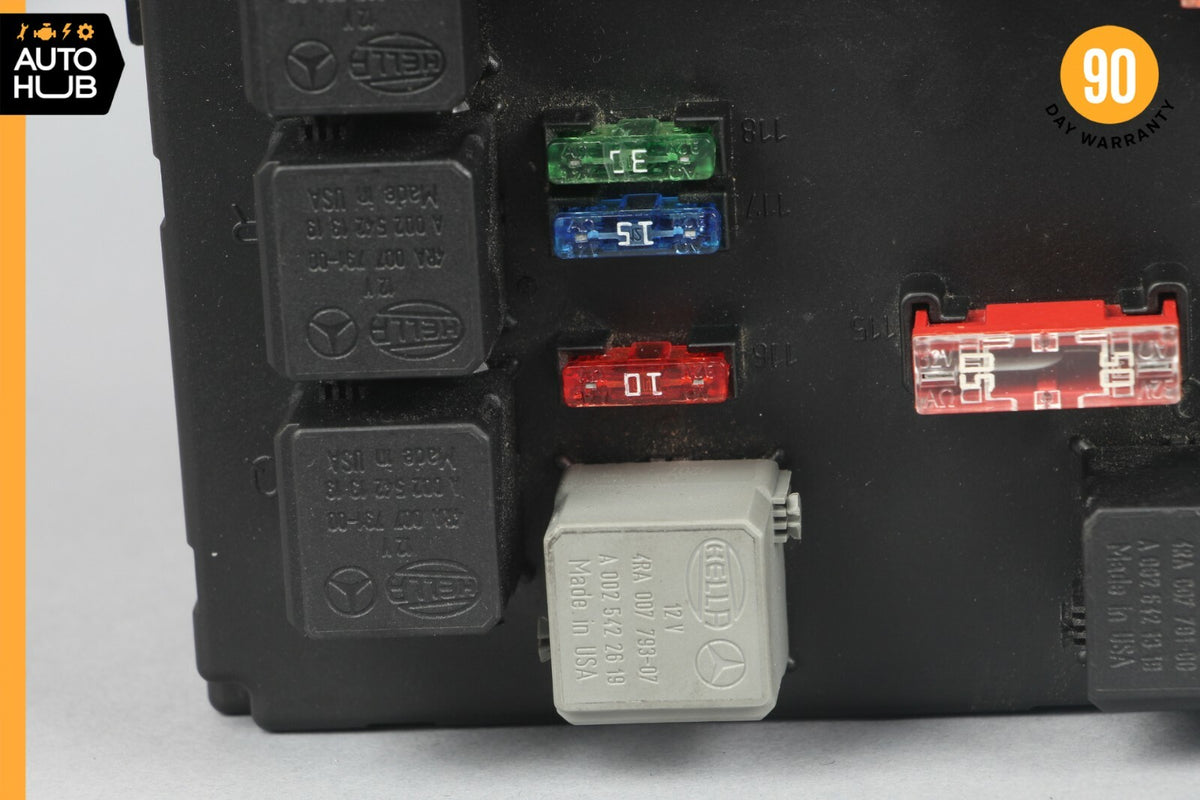 07-09 Mercedes W221 S550 CL550 S450 Rear Trunk Fuse Box 2215403250 OEM - photo 11
