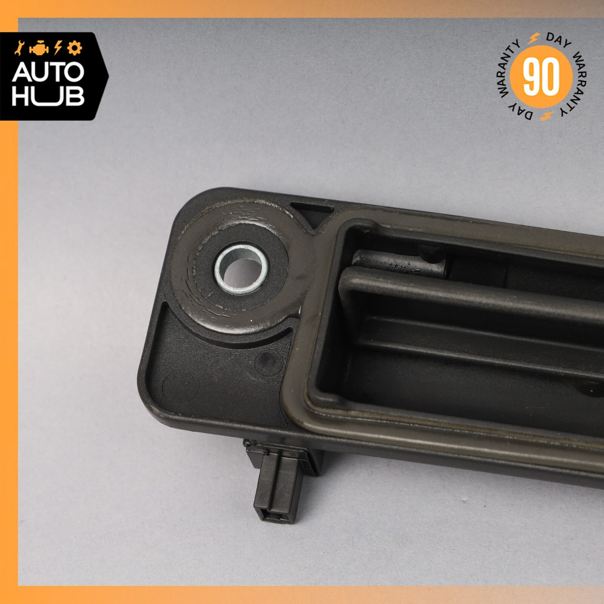 06-13 Mercedes W164 ML350 GL350 Rear Trunk Tailgate Release Open Handle OEM - photo 4