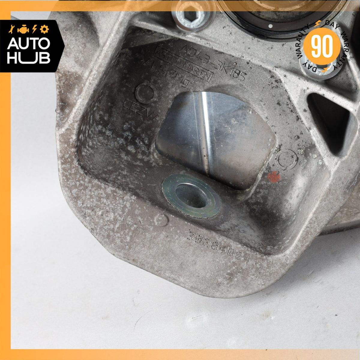 11-17 Aston Martin V8 Vantage Front Left Spindle Knuckle Hub BG333K185AA OEM - photo 11