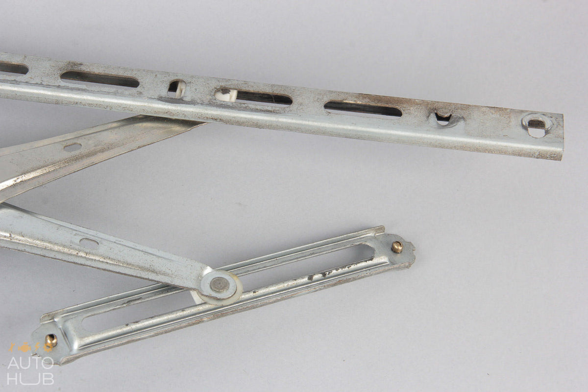 97-03 Mercedes W208 CLK320 CLK55 AMG Front Right Window Regulator Motor OEM - photo 6