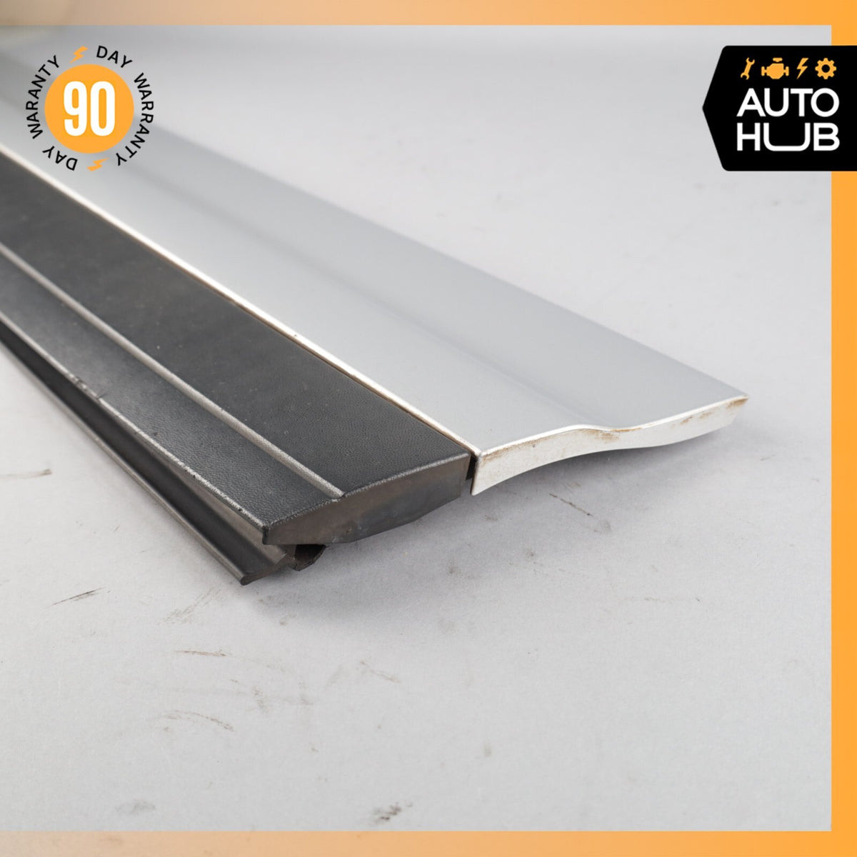 11-18 Porsche Cayenne 958 Front Right Side Lower Door Molding Silver OEM - photo 8