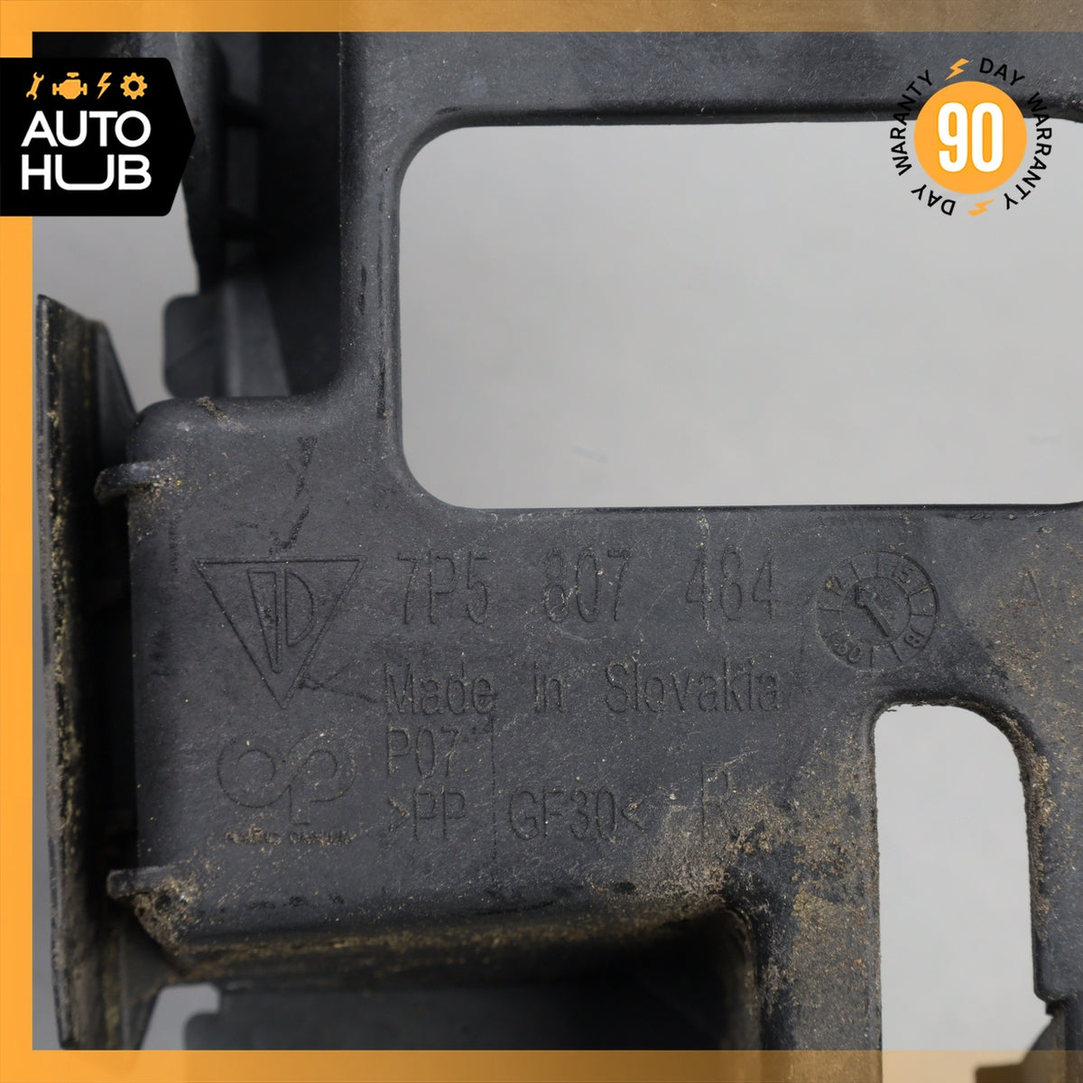 Porsche Cayenne 958 Rear Right Side Bumper Cover Bracket 7P5807484D OEM - photo 7