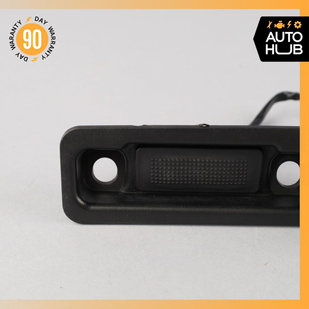 Alfa Romeo 949 Stelvio Rear Trunk Tailgate Release Open Handle w/Camera OEM 72k - photo 3