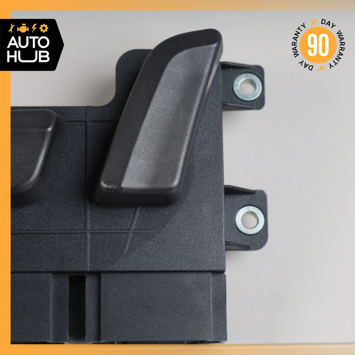 08-15 Audi 8J TT Front Left Seat Adjust Control Switch OEM - photo 3