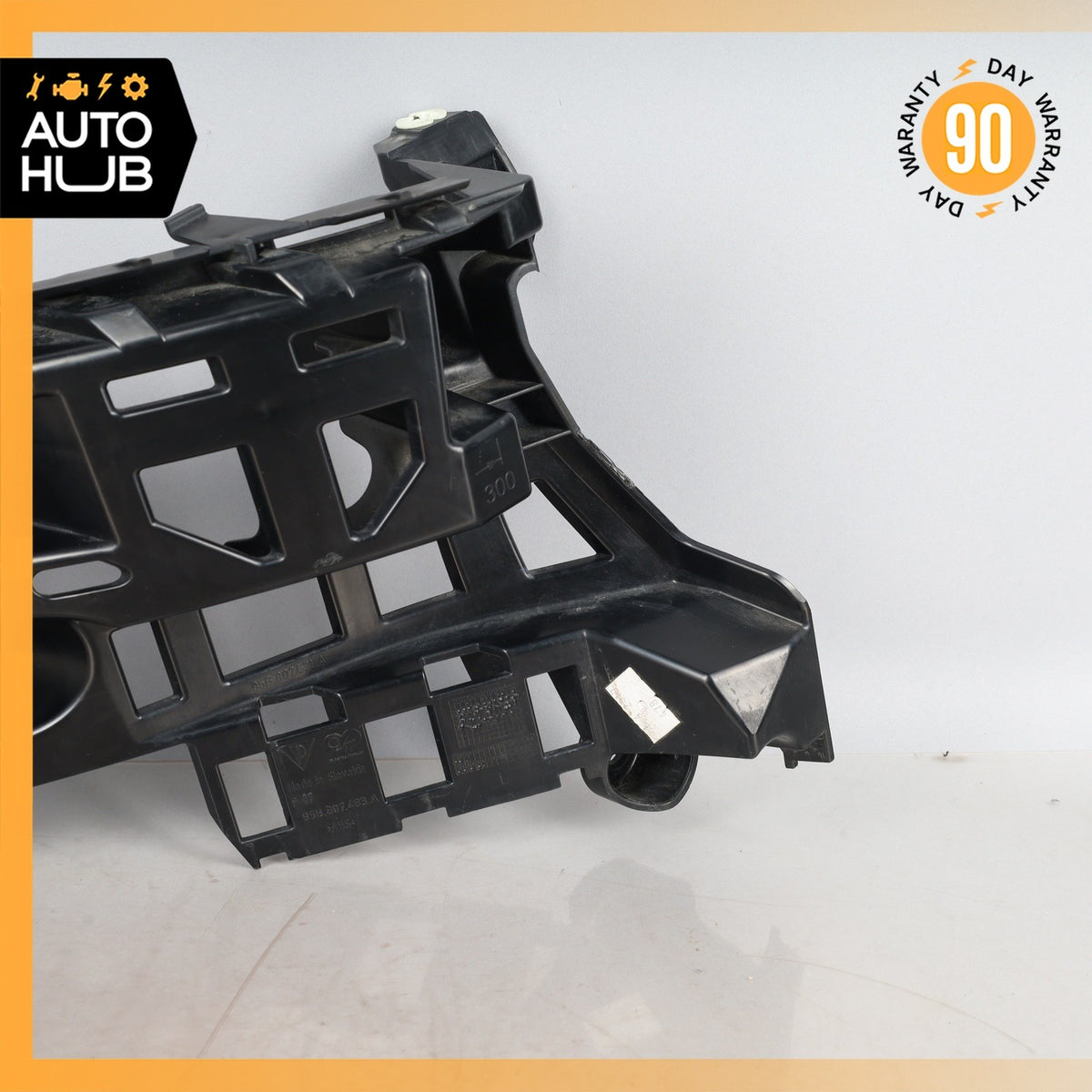 Porsche Macan 95B Rear Left Side Bumper Mount Bracket 95B807483 OEM - photo 4
