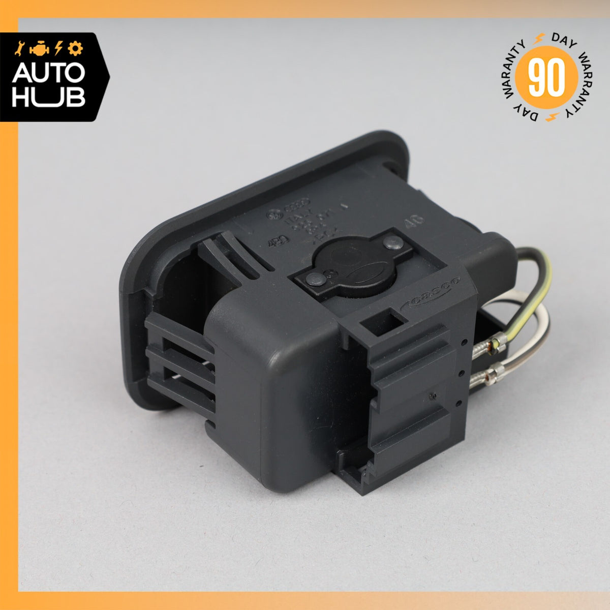 2005 Bentley Continental GT Rear Trunk Luggage Socket Outlet 4B0925071A OEM - photo 5