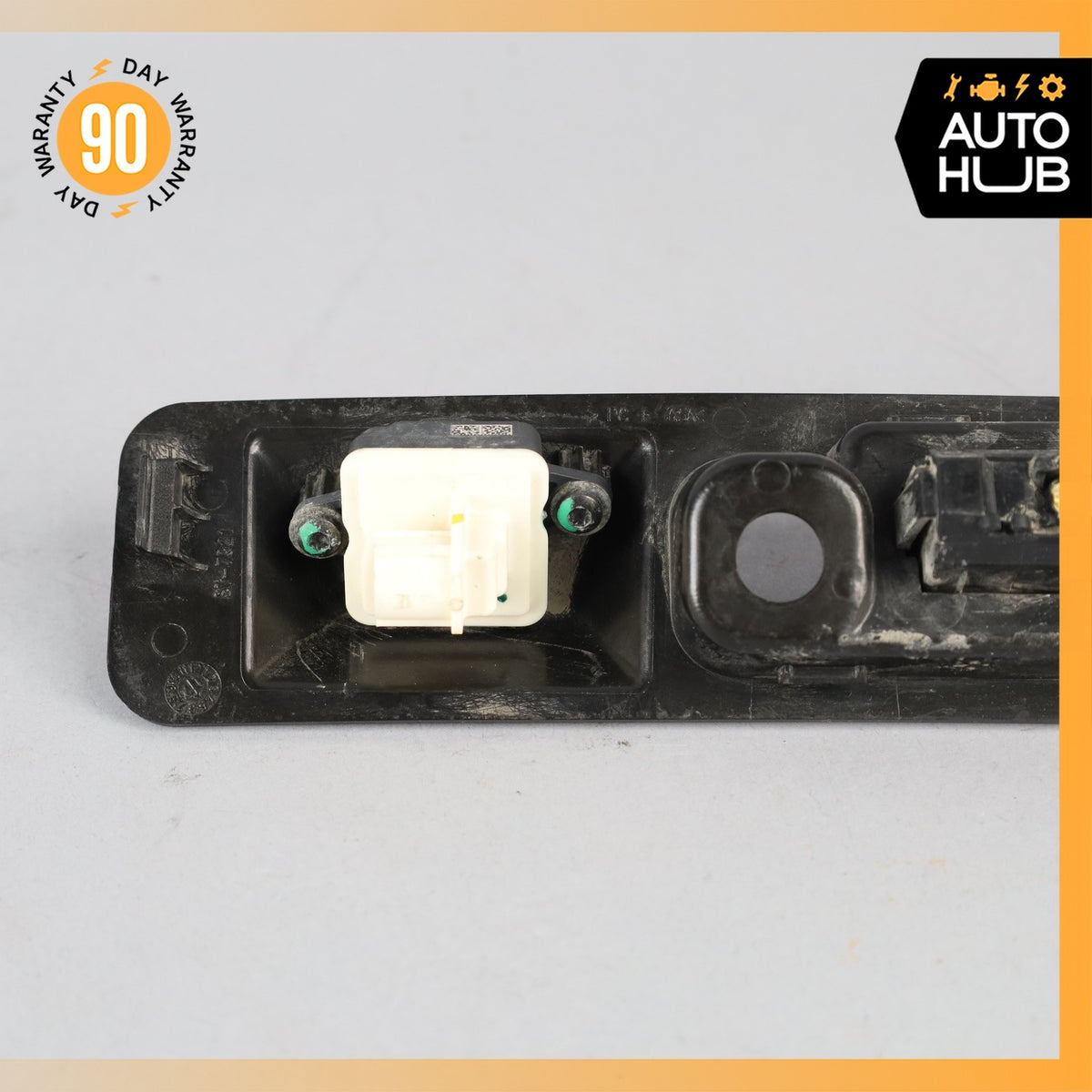 Alfa Romeo 949 Stelvio Rear Trunk Tailgate Release Open Handle w/Camera OEM - photo 8