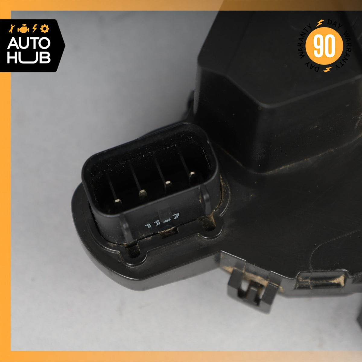 2012 Jaguar X250 XF Front Right Side Door Lock Latch 8X23203A28BE OEM - photo 6