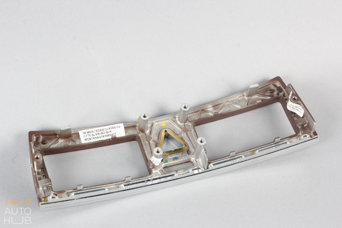 05-09 Mercedes W209 CLK350 CLK550 Dashboard Dash Control Panel Trim Bezel OEM - photo 7