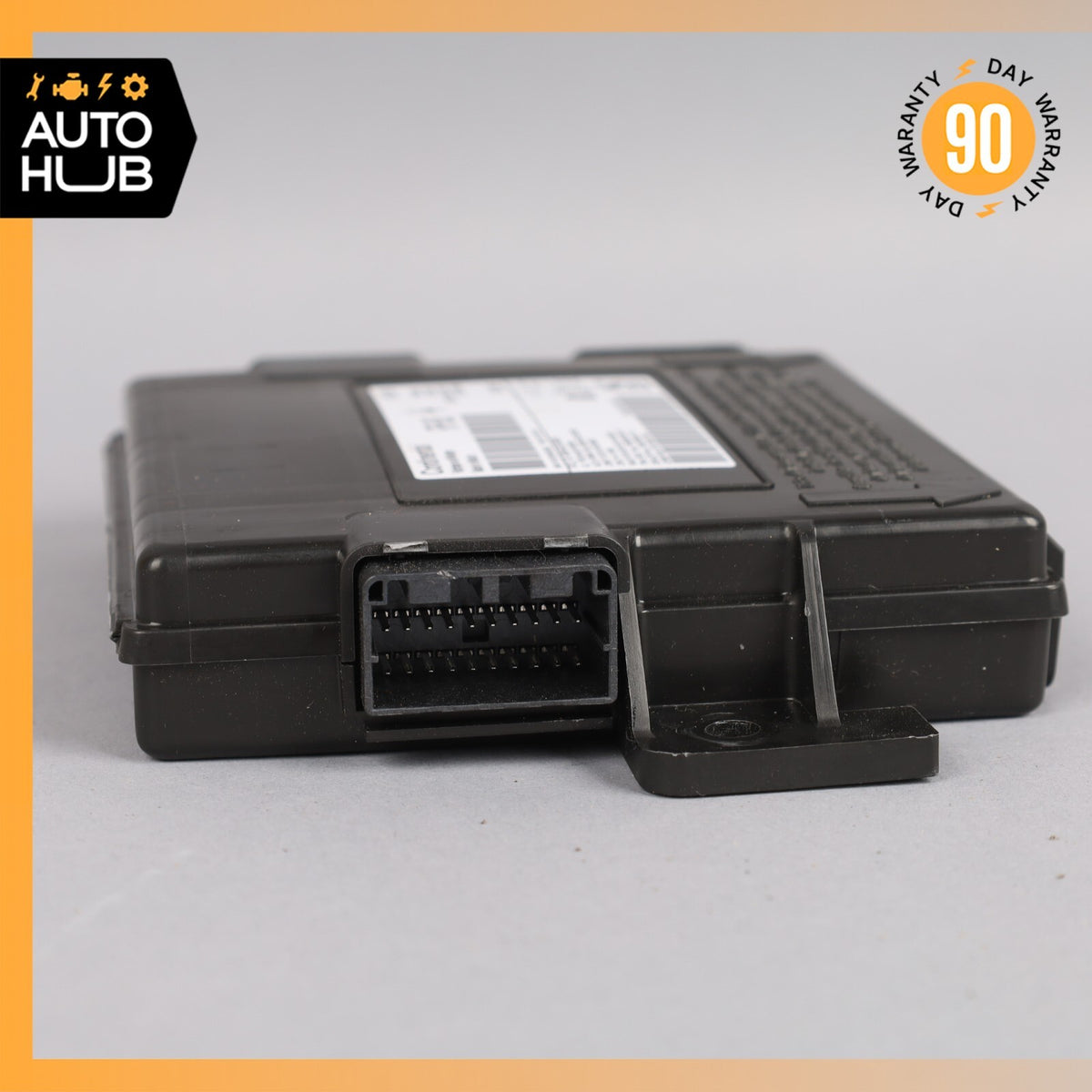 14-20 Maserati Levante Ghibli Passive Entry RF Hub Control Module ECU OEM 44k - photo 3
