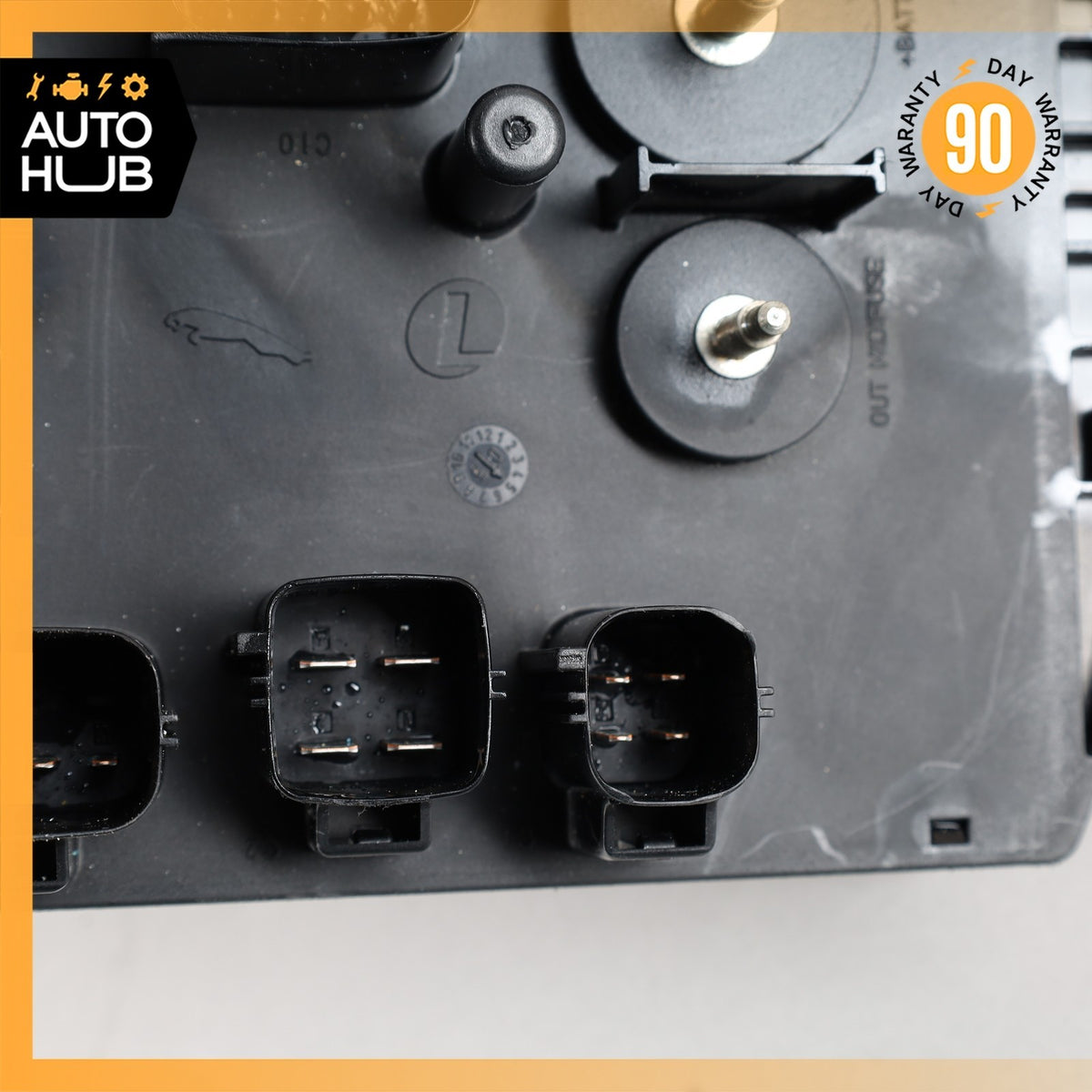 05-08 Aston Martin DB9 V8 Vantage Front Fuse Box Relay Junction OEM 34k - photo 15