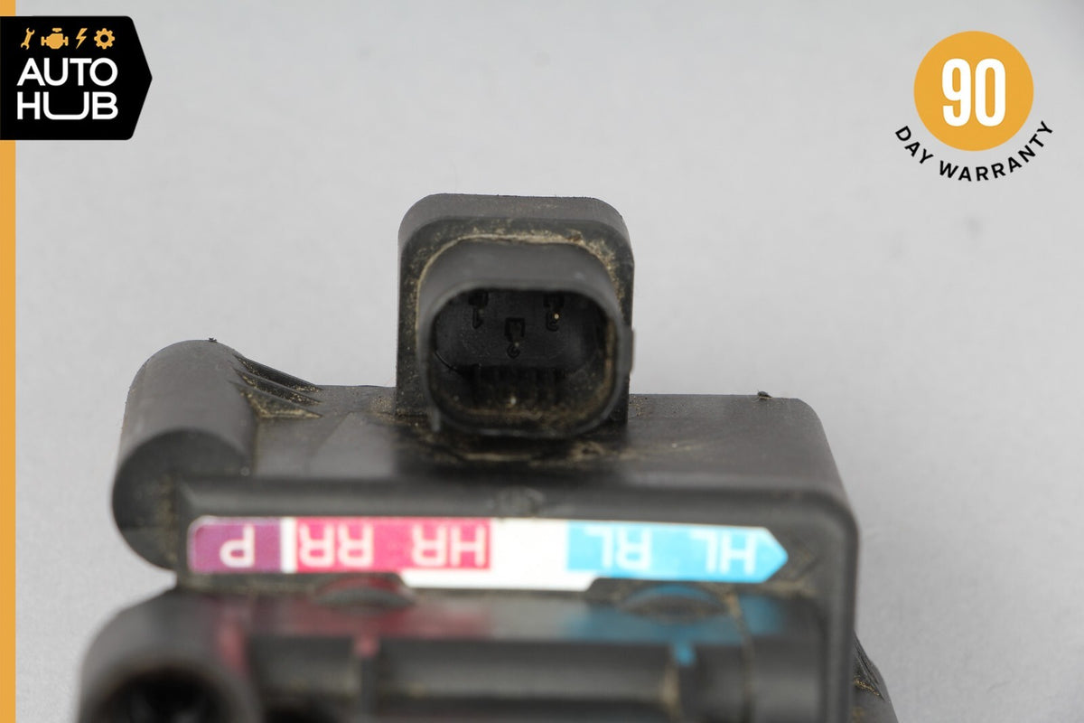 06-13 Mercedes W251 R350 R500 Air Pneumatic Suspension Valve Block Airmatic OEM - photo 4