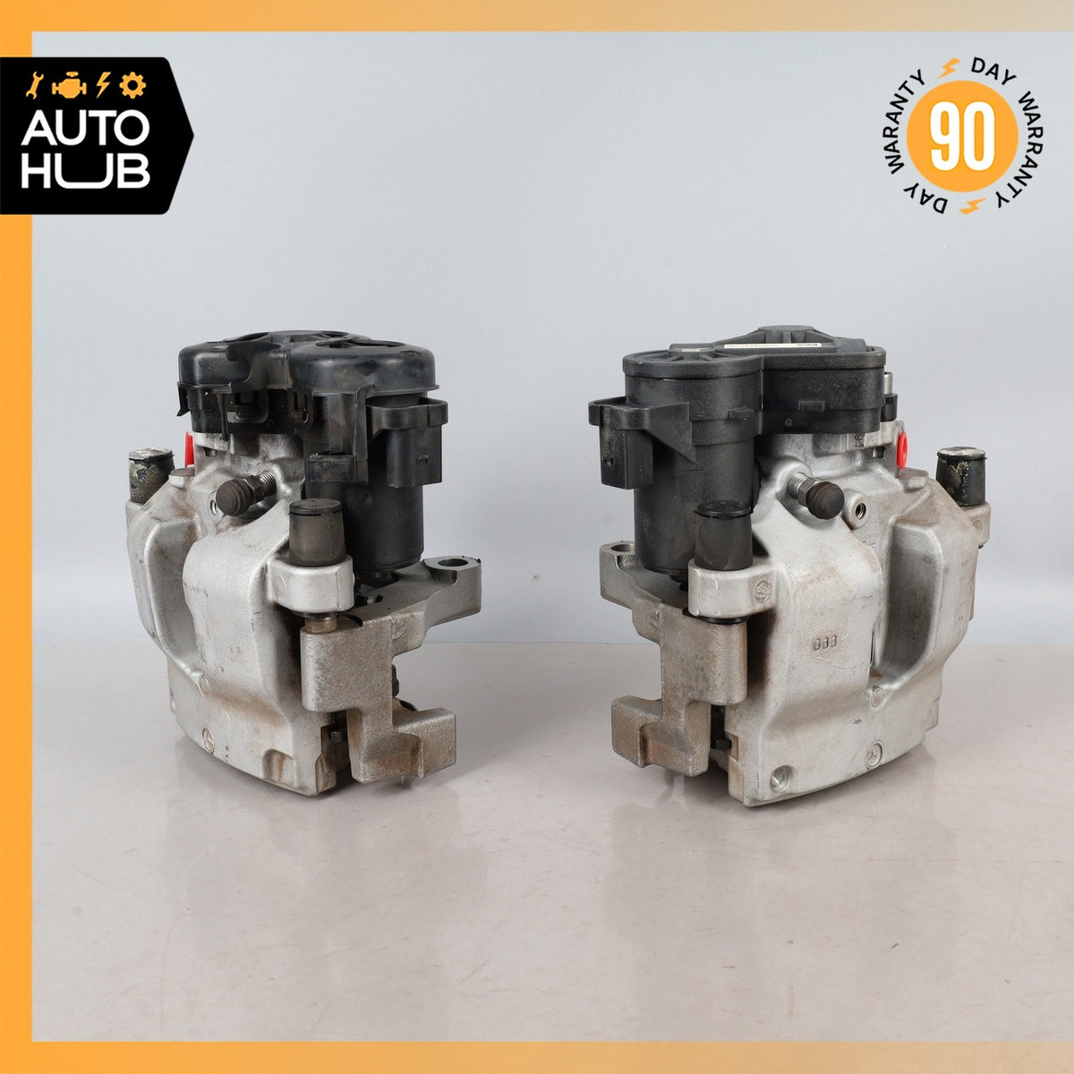 Mercedes W205 C300 C350e Rear Brake Caliper Calipers w/ Actuator Set OEM - photo 2