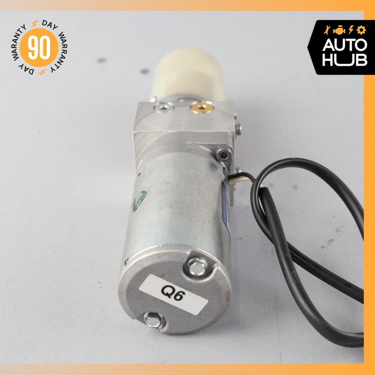 Mercedes W221 S63 Trunk Lid Locking Hydraulic Pull Down Pump w/ Foam Case OEM - photo 20