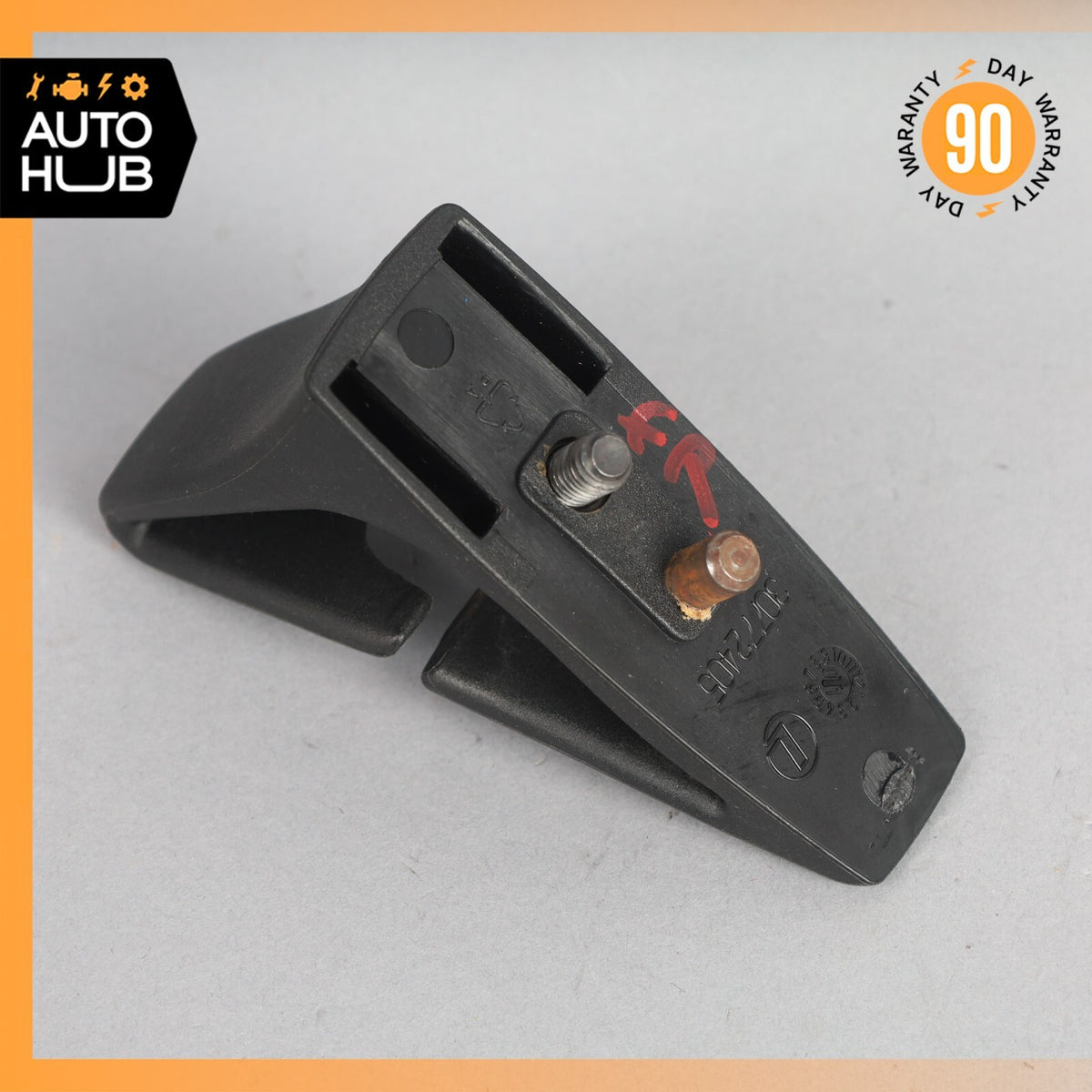 02-07 Maserati Spyder 4200 M138 GT Right or Left Side Seat Belt Holder Guide OEM - photo 7