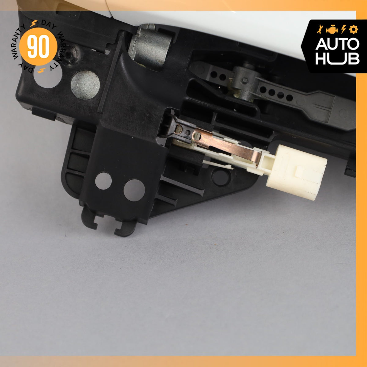 Audi S5 Right Passenger Exterior Door Handle w/ Keyless Go White 8T0837886B OEM - photo 4