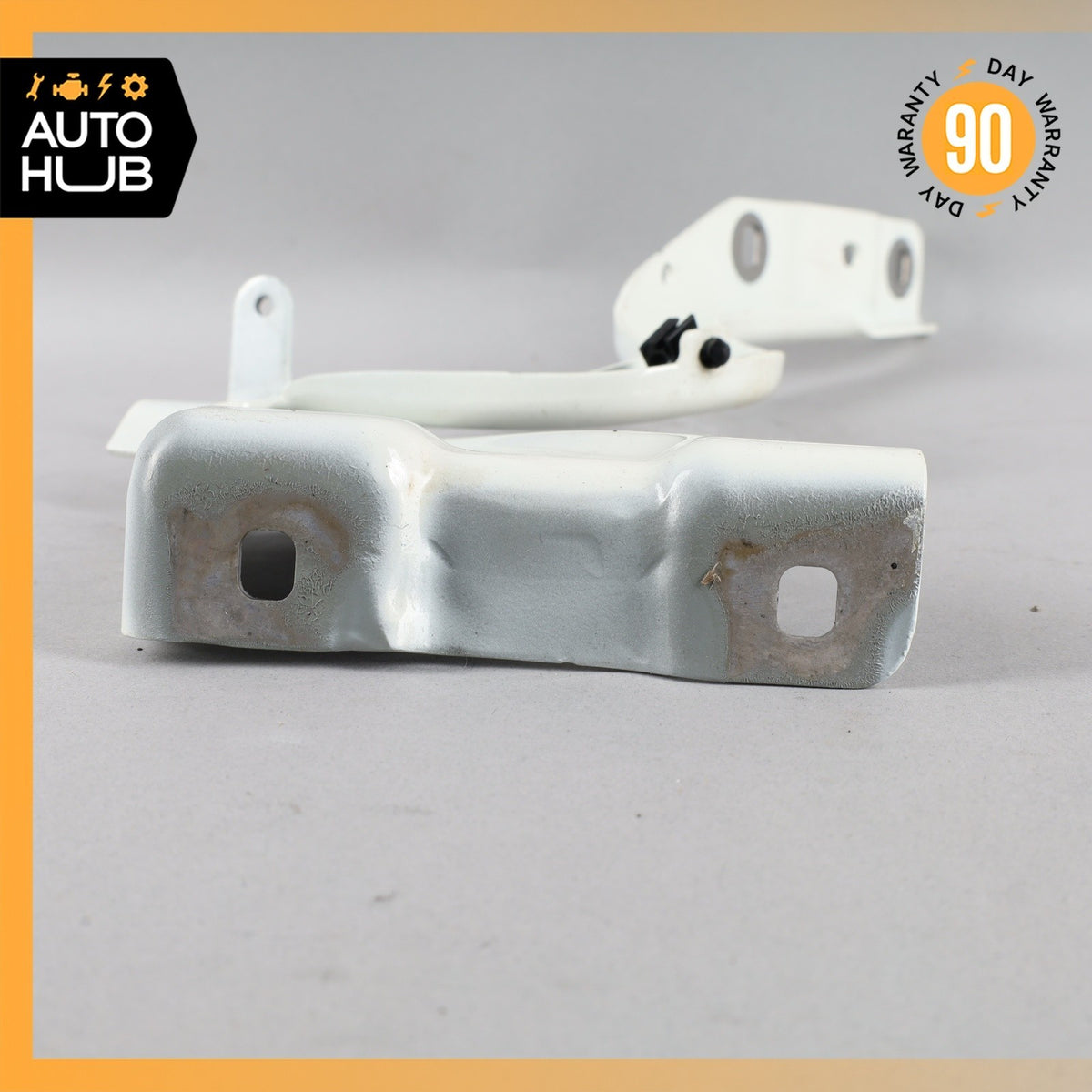 Mercedes W242 B250e Left Side Hood Hinge Support Bracket 2468800328 OEM - photo 6