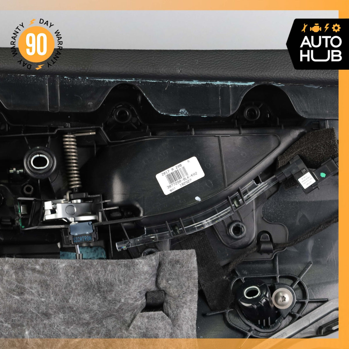 17-20 Maserati Levante M161 Interior Door Panel Front Right Side Black OEM 73k - photo 15