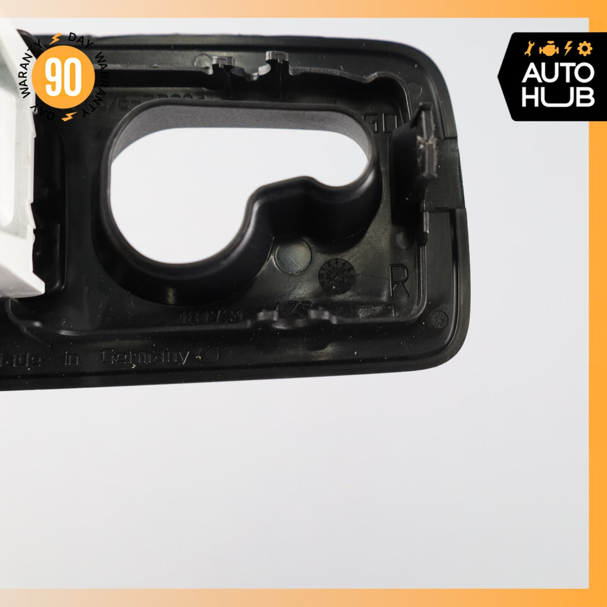 11-18 Porsche Cayenne 958 E-Hybrid Dome Light Lamp Rear Right Side Black OEM - photo 11
