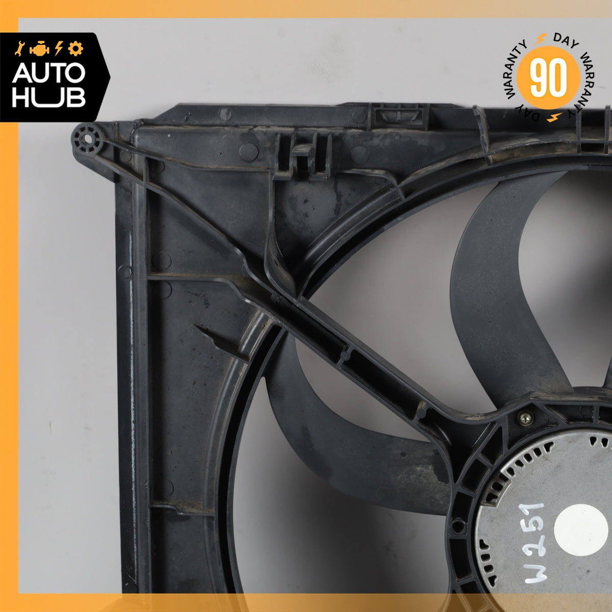 06-13 Mercedes W251 R350 ML350 Engine Cooling Fan Motor Assembly 1645000193 OEM - photo 4