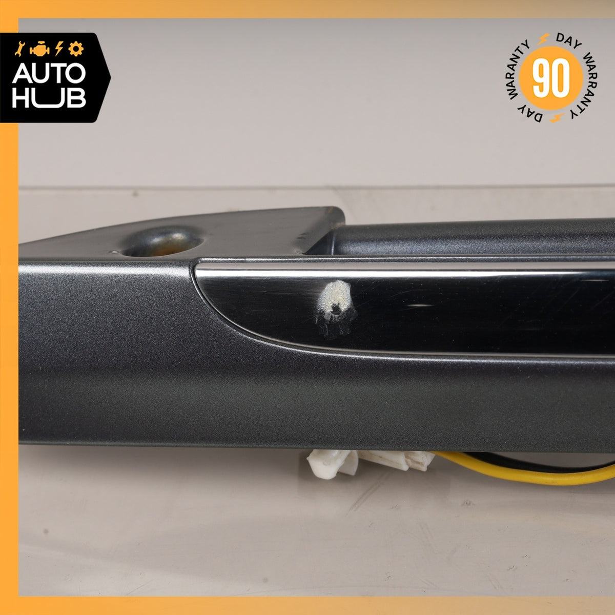 03-13 Maserati Quattroporte M139 Rear Trunk Lid Moulding Plate w/Lights OEM 84k - photo 5