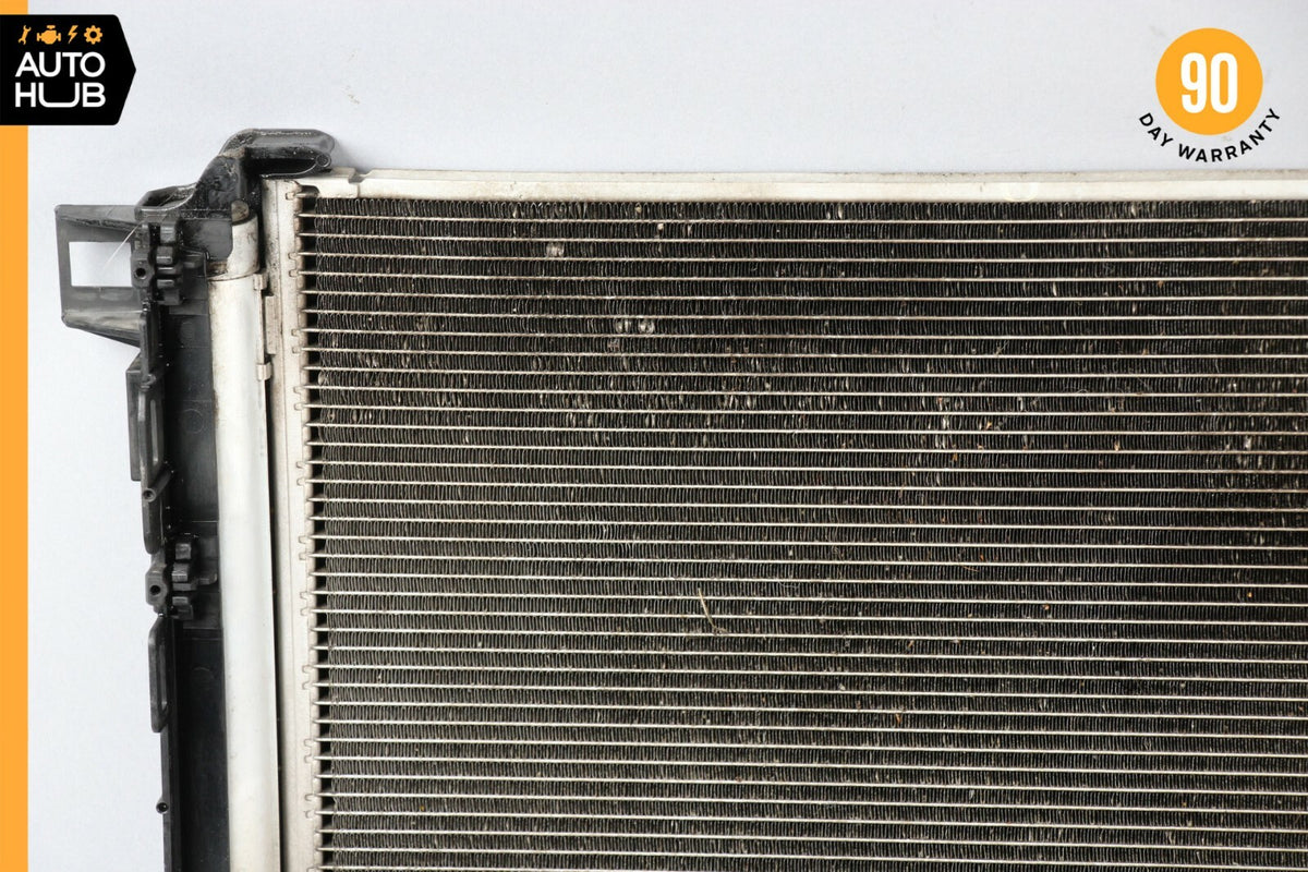08-17 Mercedes W204 C300 GLK350 E400 AC Air A/C Condenser Cooler 2045000254 OEM - photo 2