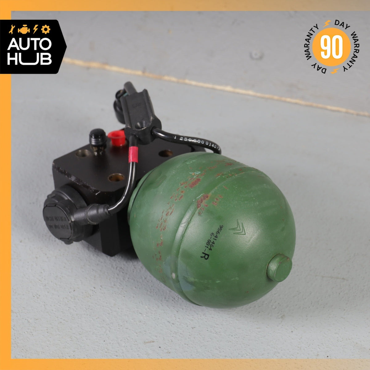 Bentley Eight Silver Spirit Rear Hydraulic Suspension Accumulator w/ Valve OEM - photo 7
