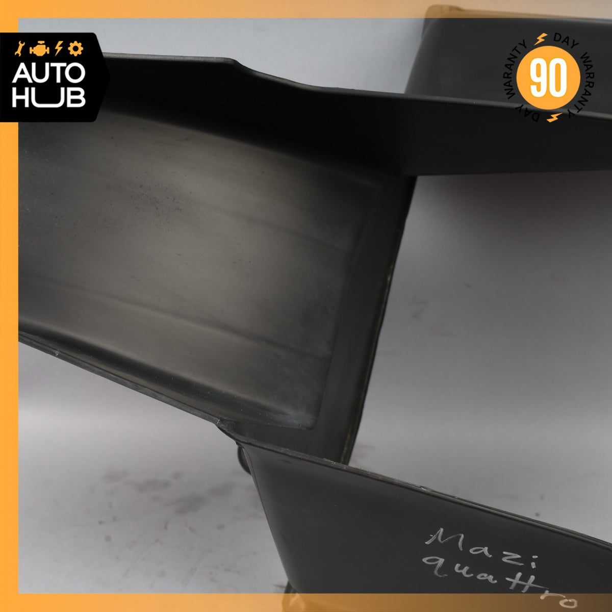 2014 Maserati Quattroporte Front Left Side Intercooler Duct Shroud 670002899 OEM - photo 4