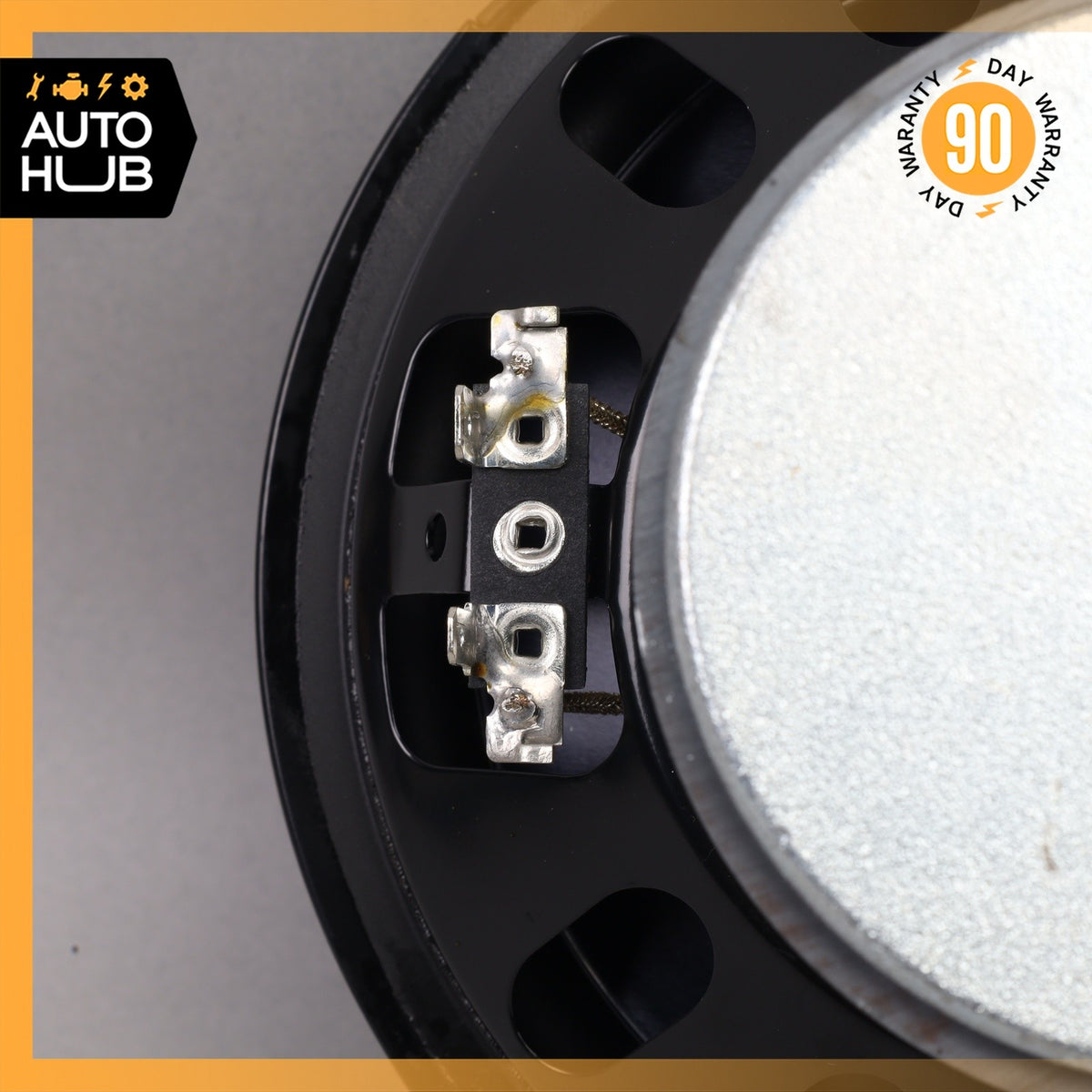 06-12 Mercedes W251 R350 R320 R500 Rear Trunk Subwoofer Speaker 2518200002 OEM - photo 8